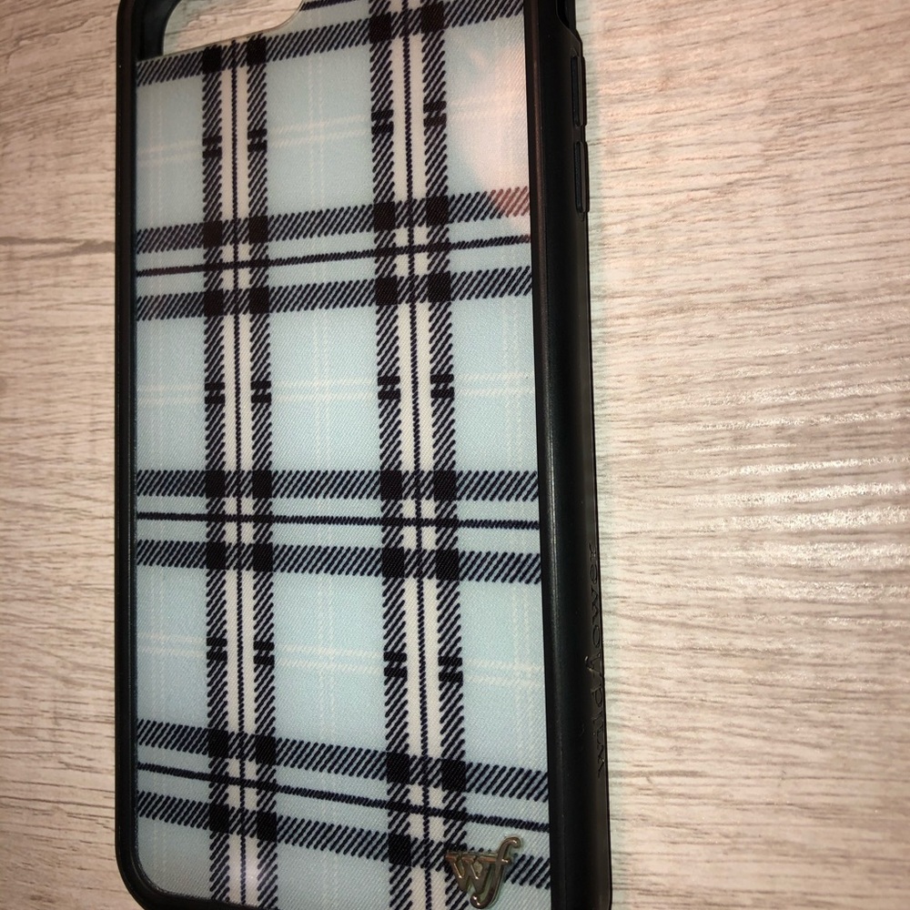 IPhone 8 Plus Wild Flower phone case